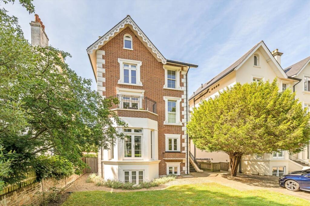 Main image of property: Oak Hill Road, Surbiton