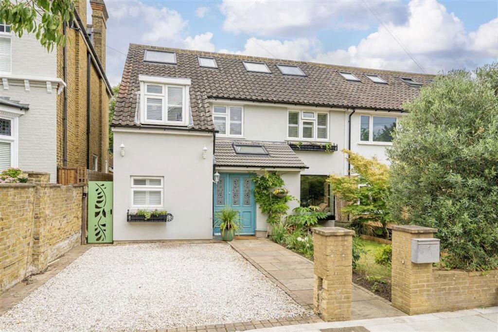 Main image of property: Oxford Road, Teddington
