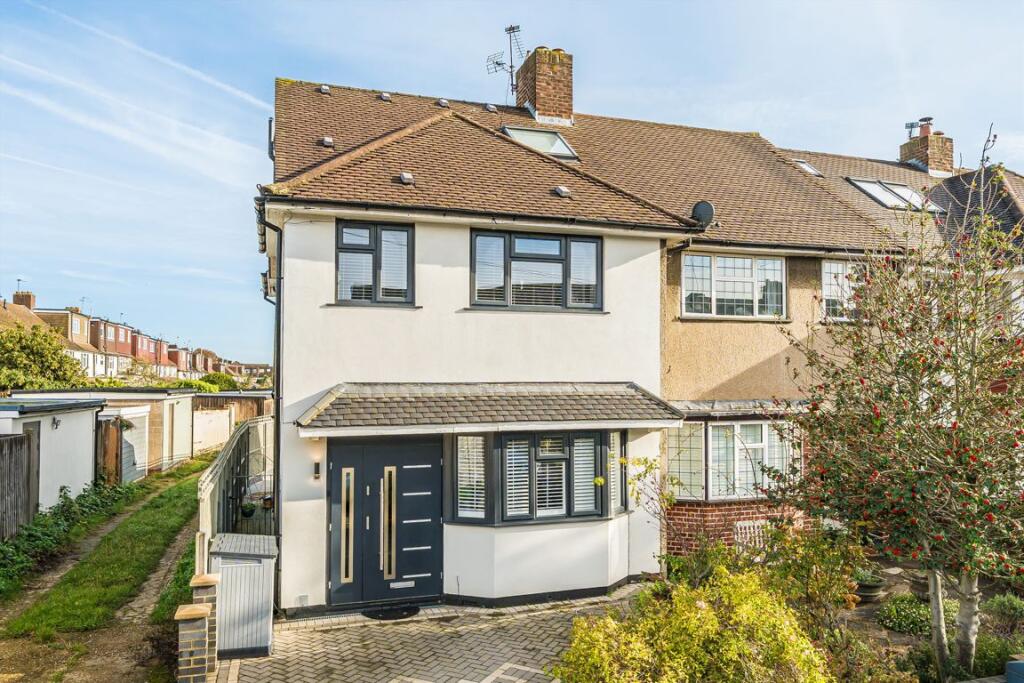 Main image of property: Gloucester Road, Twickenham