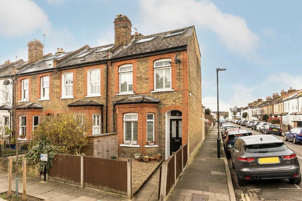 4 bedroom terraced house for sale in May Road, Twickenham, TW2