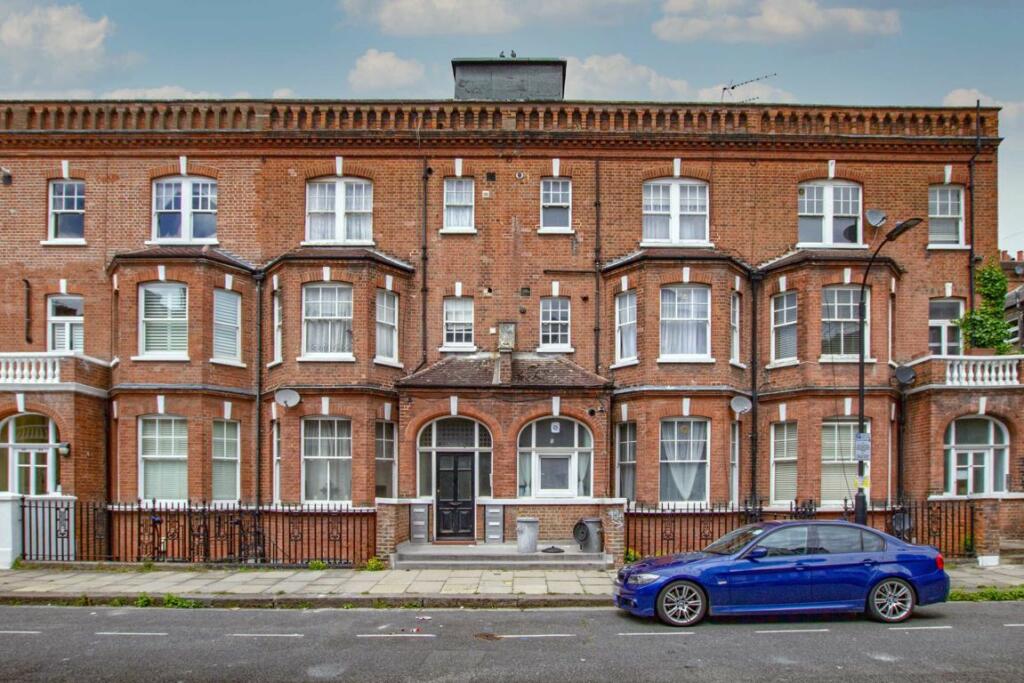 1 bedroom flat for rent in Fairholme Road, West Kensington, W14