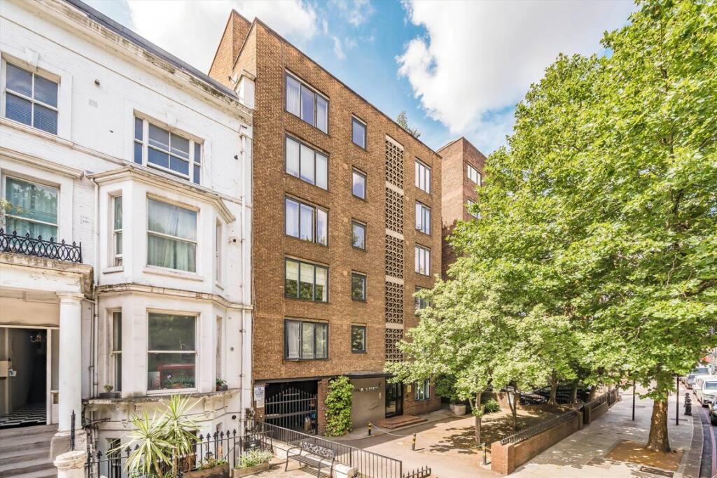 Main image of property: Earls Court Road, Kensington