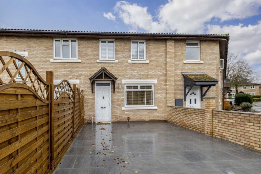 Main image of property: Sonning Gardens, Hampton