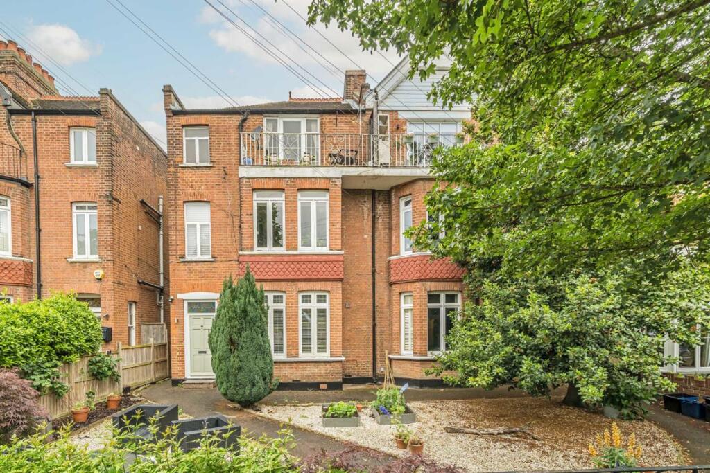 Main image of property: Oxford Road, Teddington