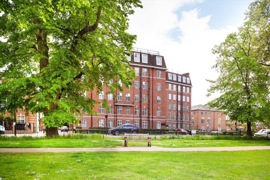 Main image of property: Heathfield Terrace, Chiswick