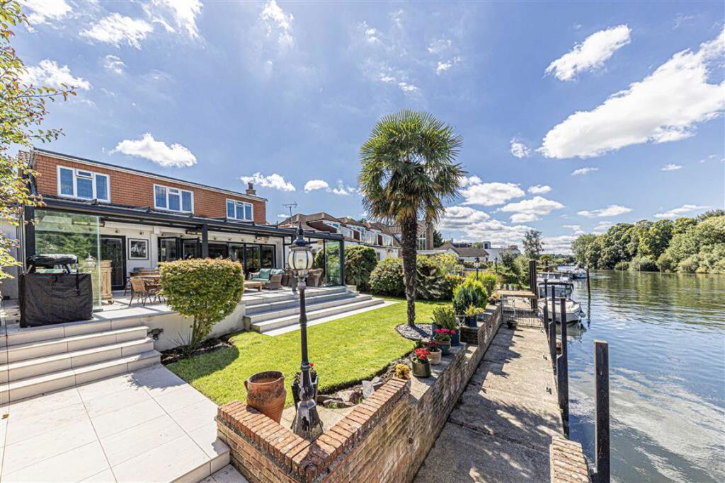 Main image of property: Kingswood Creek, Wraysbury