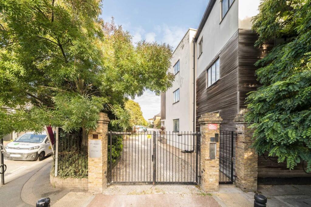 Main image of property: Old Station Way, London