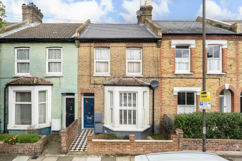 2 bedroom flat for sale in Milton Road, Wimbledon, SW19