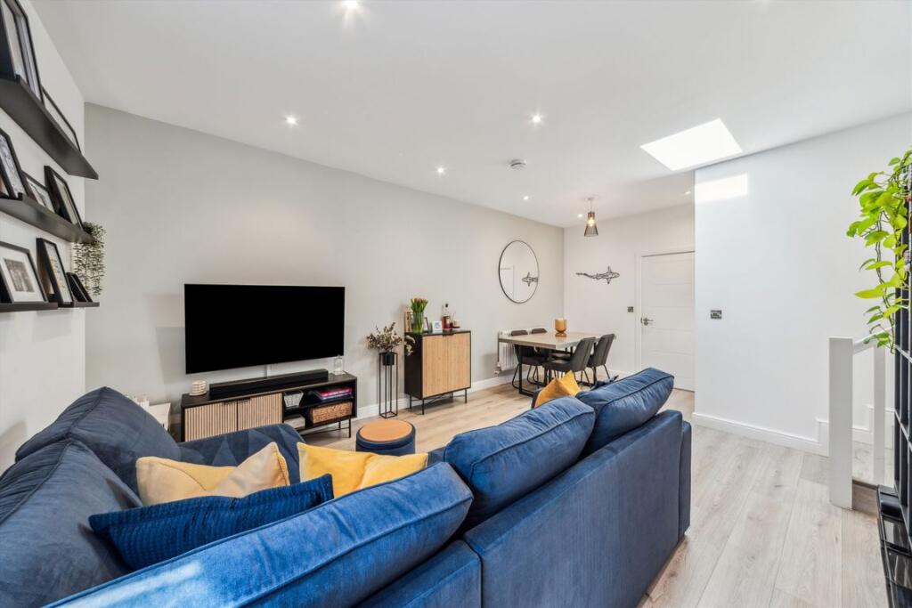Main image of property: Kingston Road, Wimbledon