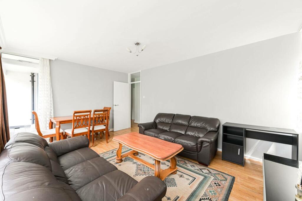2 bedroom flat for rent in Churchill Gardens, SW1, Pimlico, London, SW1V
