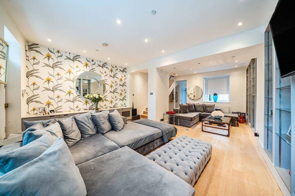 Main image of property: Westmoreland Terrace, Pimlico, London, SW1V