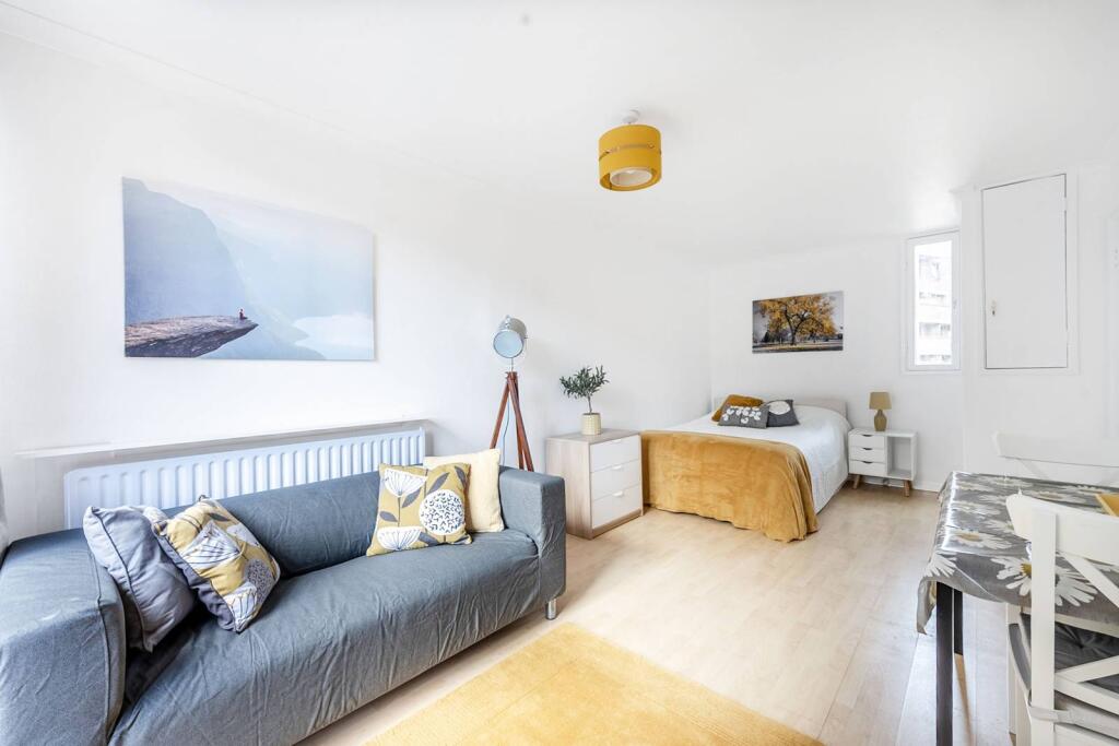 Main image of property: Charlwood Street, Pimlico, London, SW1V