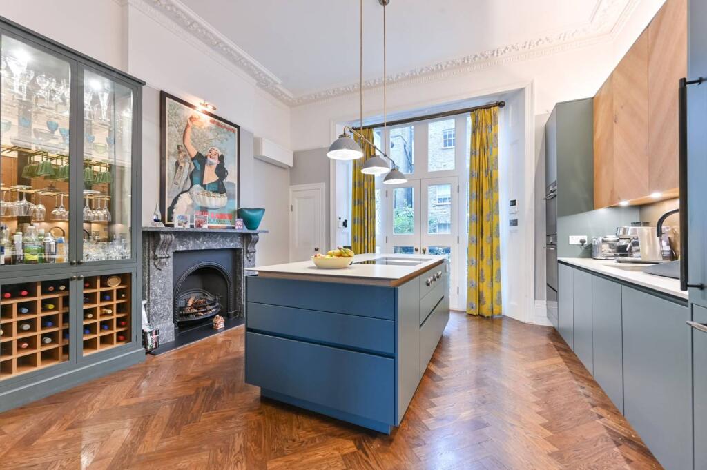 Main image of property: Warwick Square, Pimlico, London, SW1V