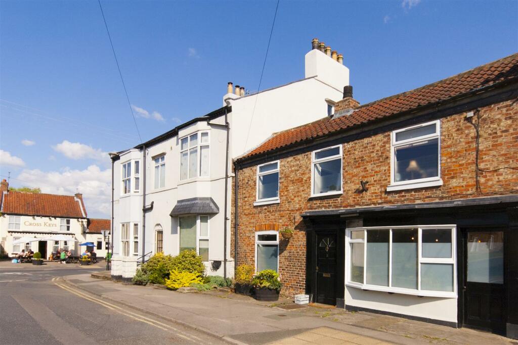 4 bedroom terraced house for sale in 3, York Street, Dunnington, York
