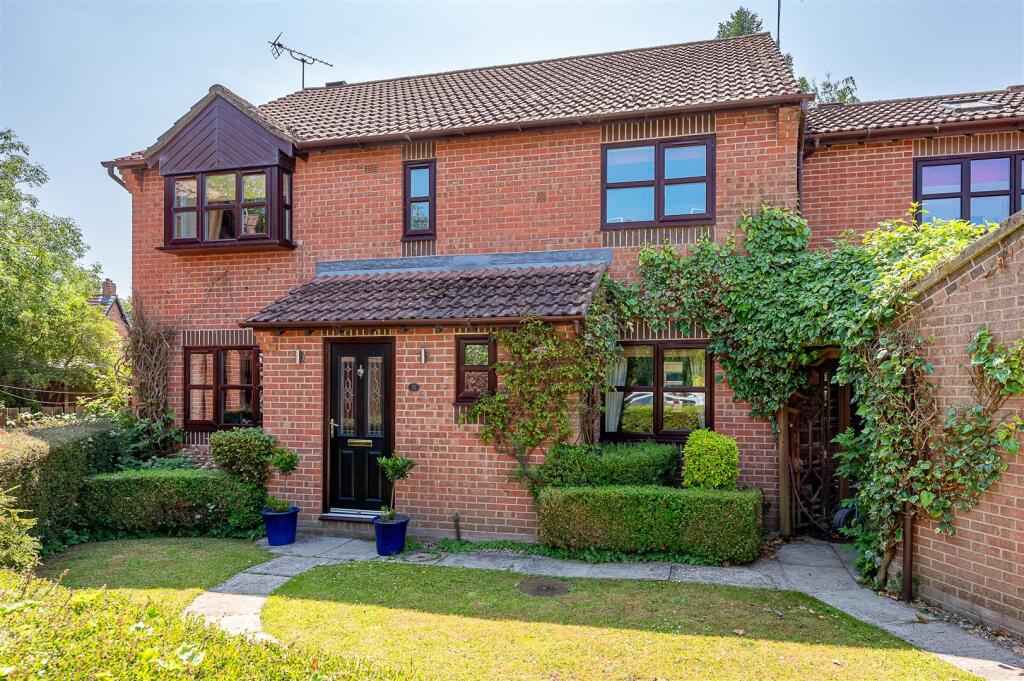 Main image of property: Belvoir Avenue, Elvington, York YO41 4DS