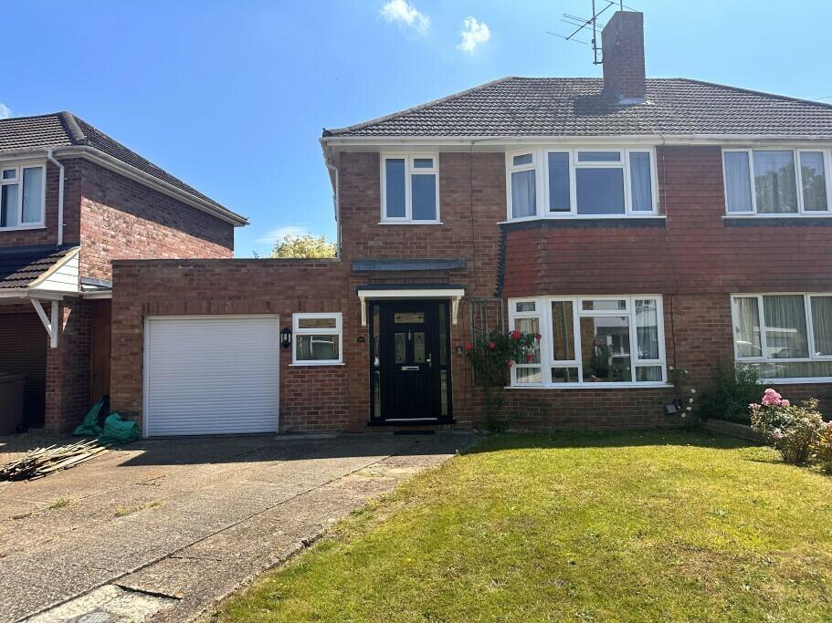 Main image of property: Rochester Avenue, Woodley, Reading, Berkshire, RG5
