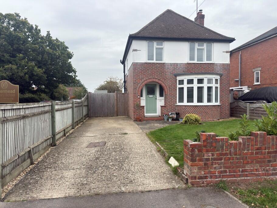 Main image of property: Loddon Bridge Road, Woodley, Reading, Berkshire, RG5