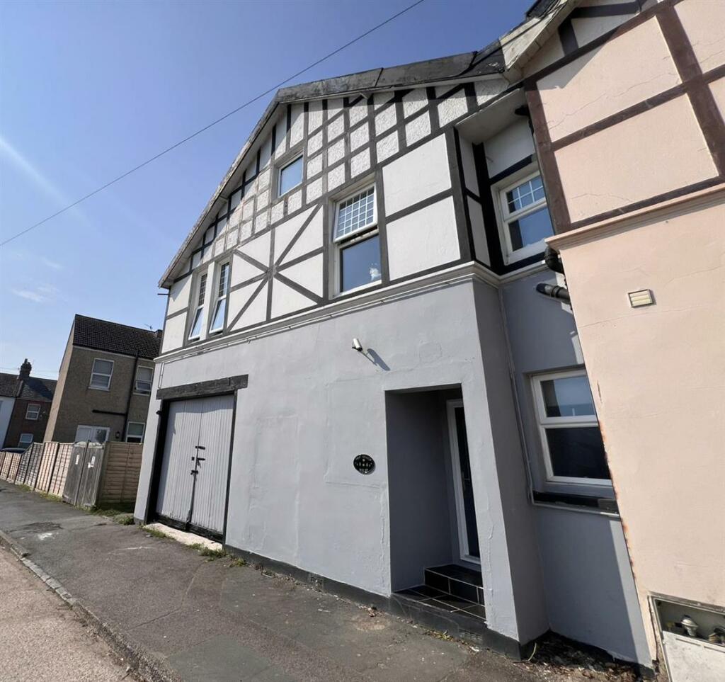 Main image of property: Ninfield Road, Bexhill-On-Sea TN39 5BD