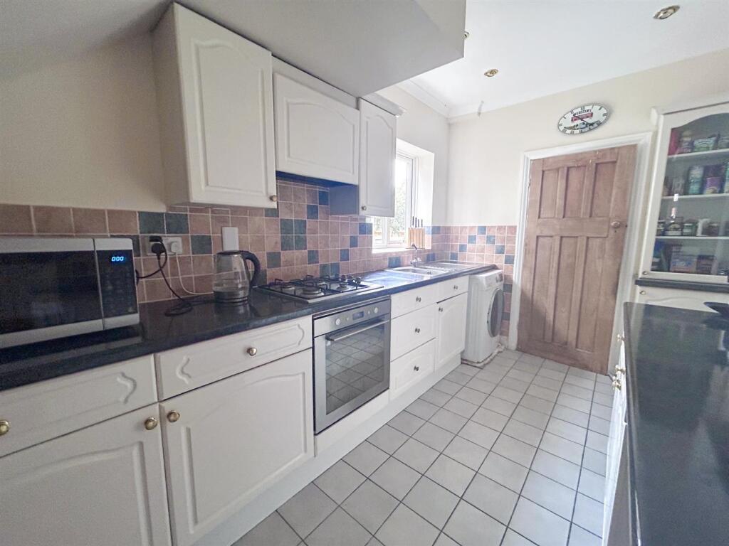 Main image of property: Eastwood Road, Bexhill-On-Sea TN39 3PS