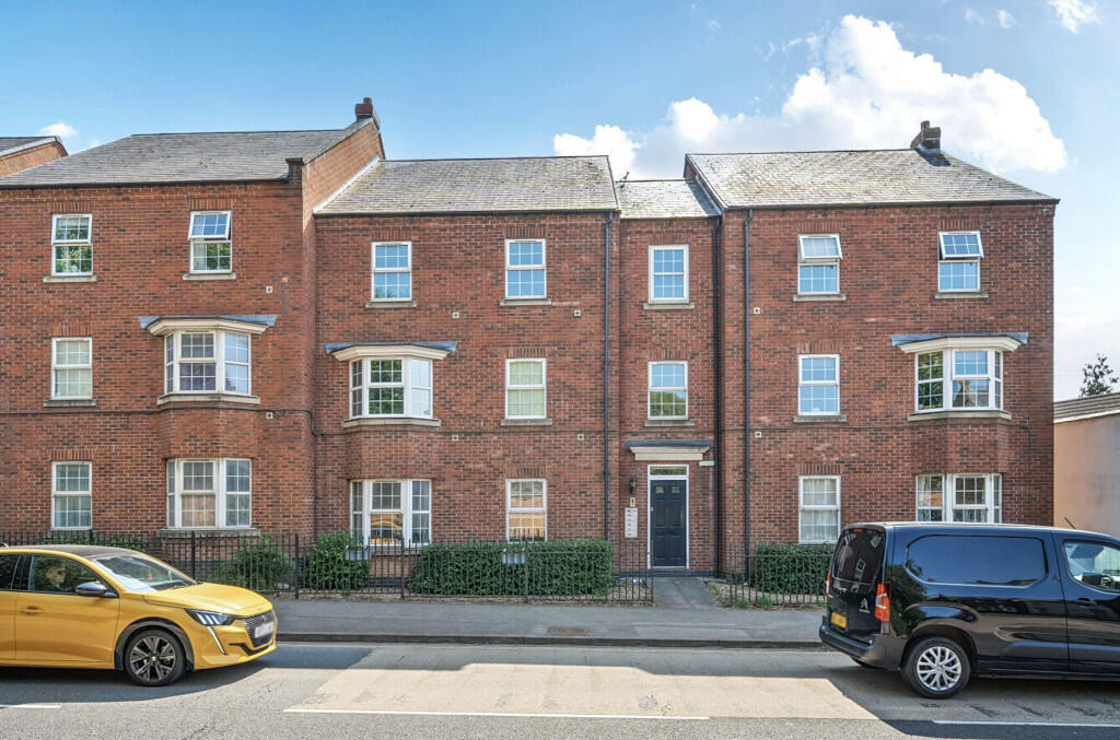 Main image of property: London Road, Towcester, Northamptonshire, NN12