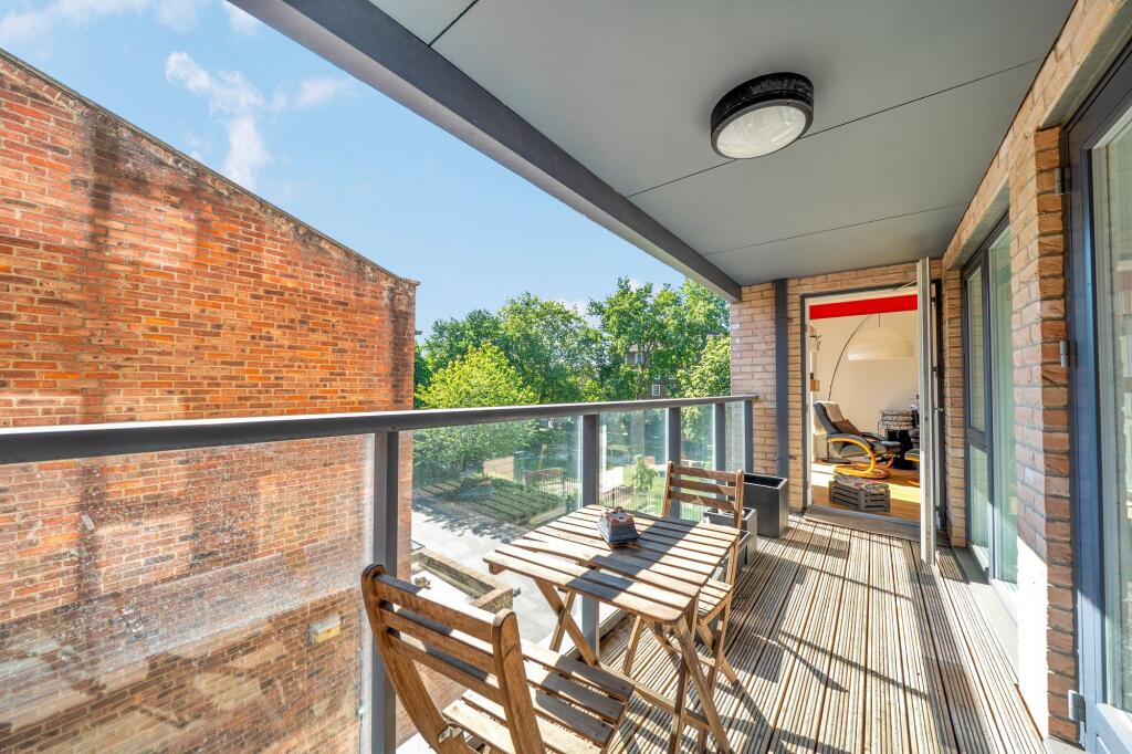 Main image of property: Holloway Road, London, N7
