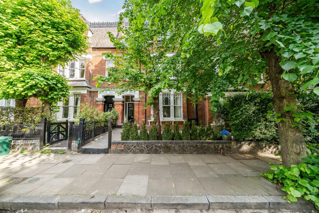 Main image of property: Whitehall Park, London, N19