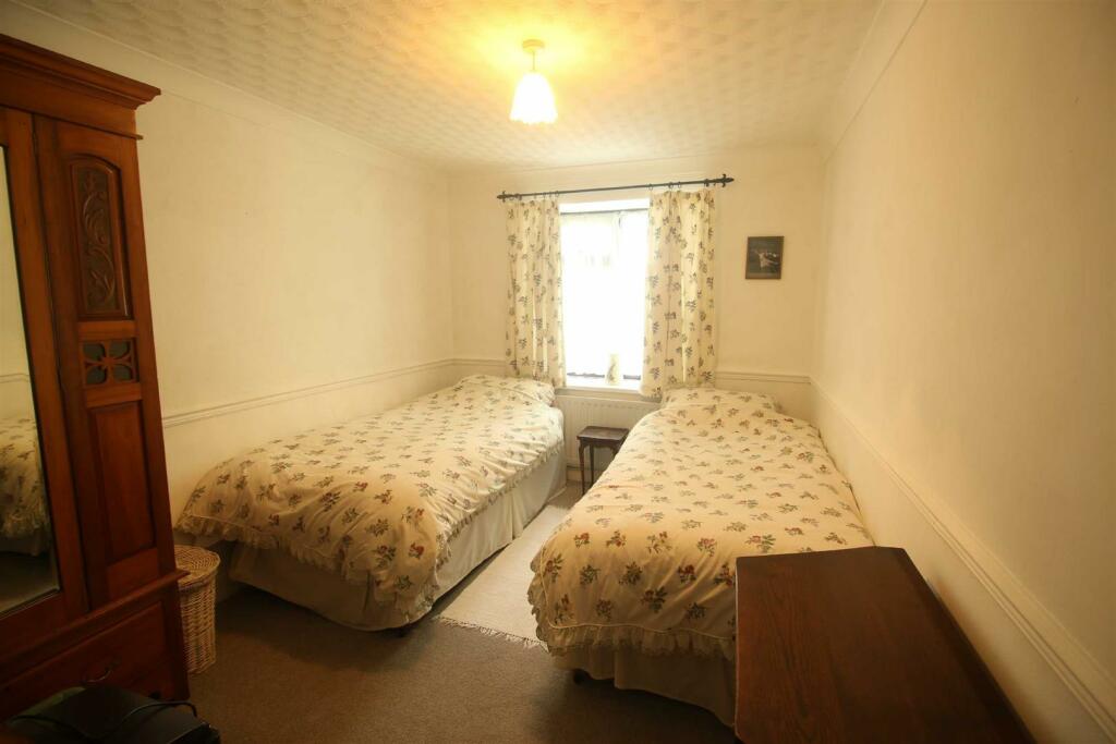 2 bedroom detached bungalow for sale in Woodland, Auckland, DL13