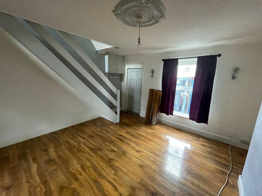 2 bedroom house for sale in New Row, Eldon, Auckland, DL14