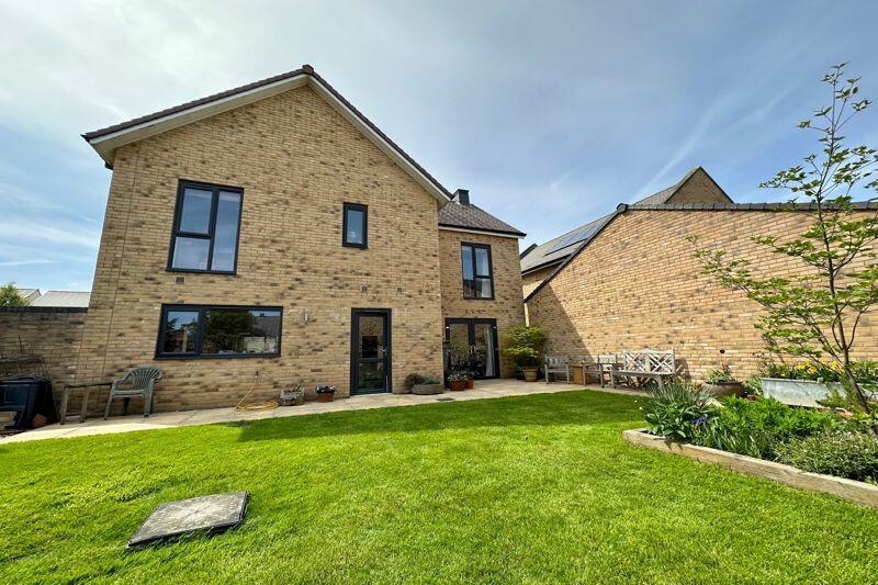 4 bedroom detached house for sale in Cheshire Avenue, WestonSuperMare