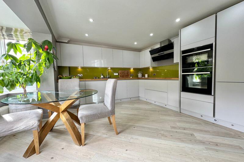 Additional property image - Merton Drive, Weston Village - DOUBLE GARAGE