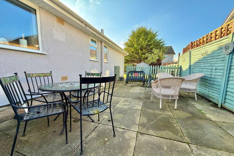 Additional property image - Cherrywood Road, Worle - 3 DOUBLE BEDROOMS
