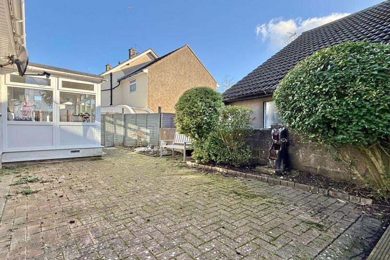 Additional property image - Cherrywood Road, Worle - 3 DOUBLE BEDROOMS