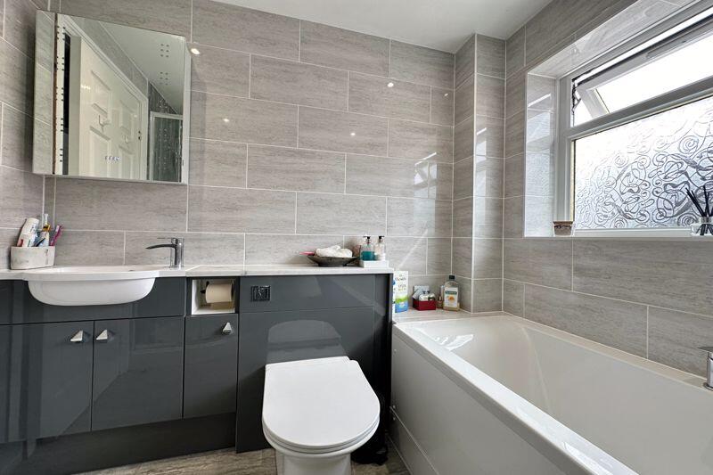 Additional property image - The Cornfields, Wick St Lawrence - LOVELY POSITION
