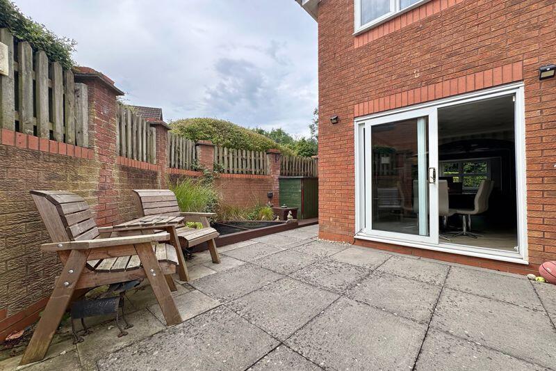 Additional property image - The Cornfields, Wick St Lawrence - LOVELY POSITION