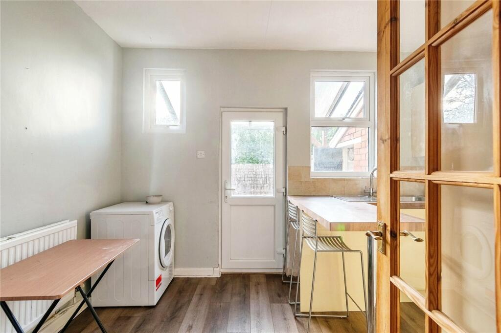 Additional property image - Excelsior Street, Bath, Bath, Somerset, BA2