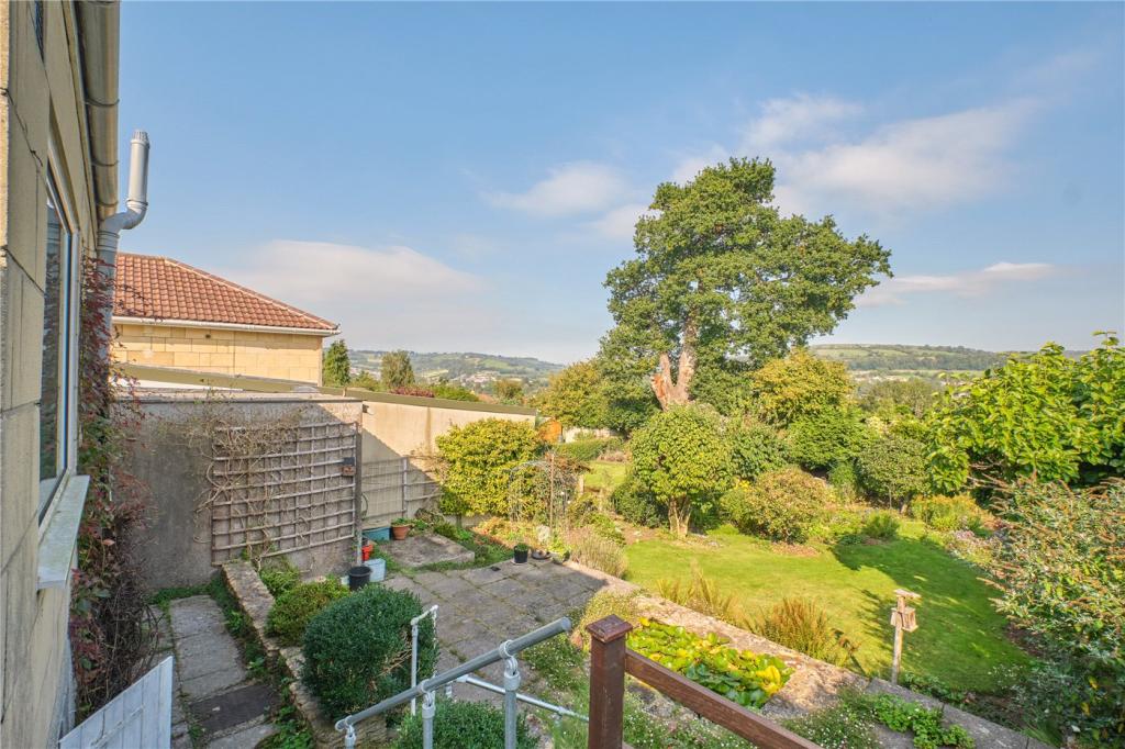 3 bedroom bungalow for sale in Warminster Road, Bath, BA2