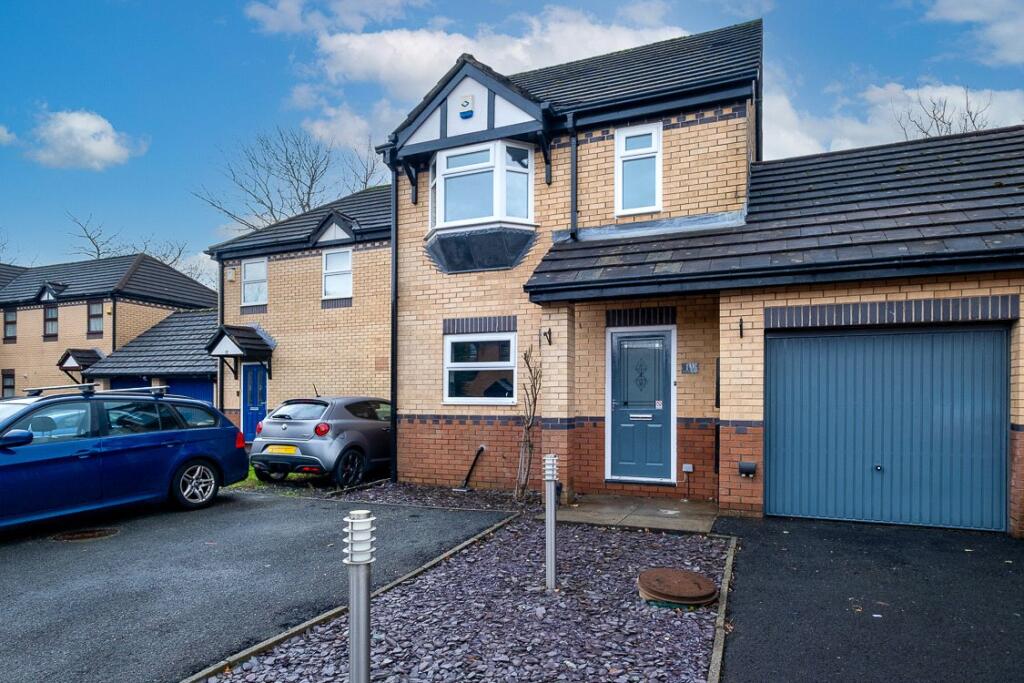 Main image of property: Silverdale Close, Clayton Le Moors, Accrington, Lancashire, BB5