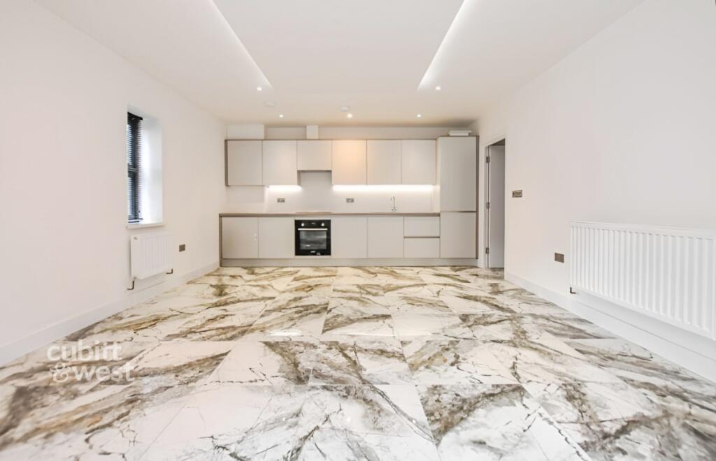 Main image of property: Banstead Road Purley CR8