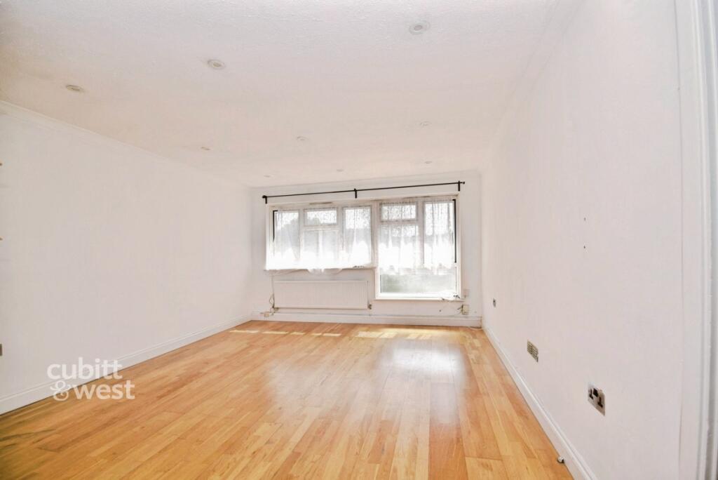 Main image of property: Bracken Avenue Croydon CR0