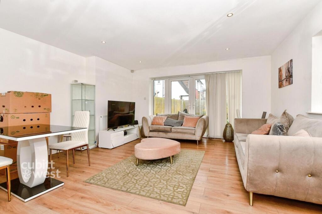 Main image of property: Bridle Road Croydon CR0