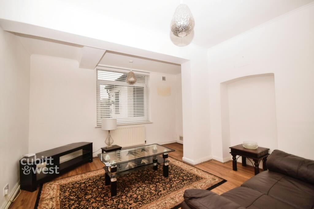 Main image of property: Waddon New Road, Croydon CR0