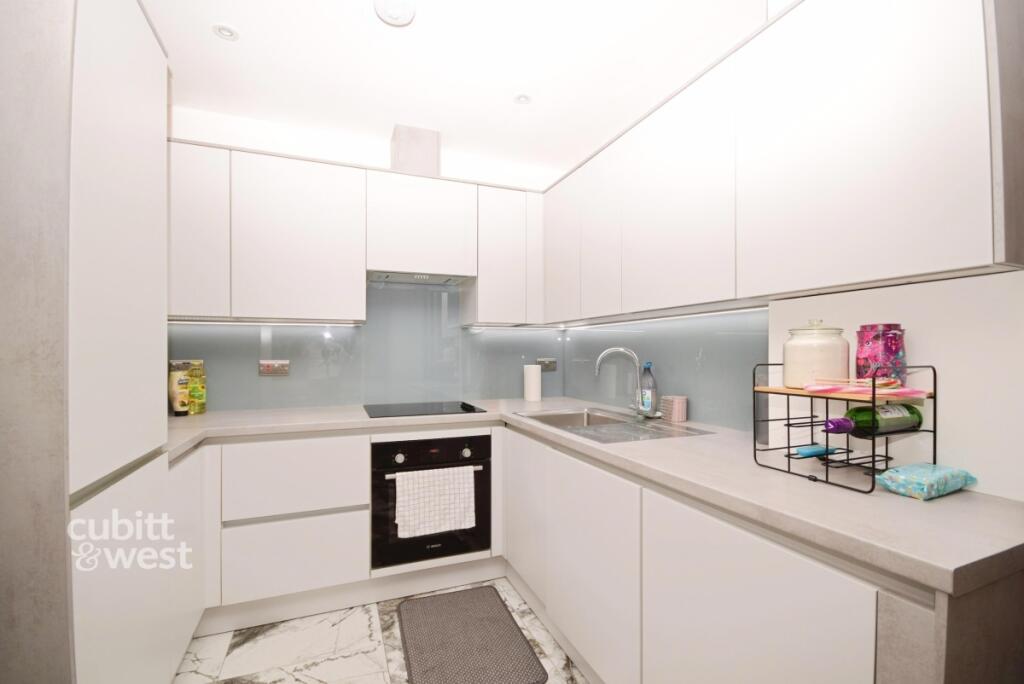 Main image of property: Banstead Road London CR8