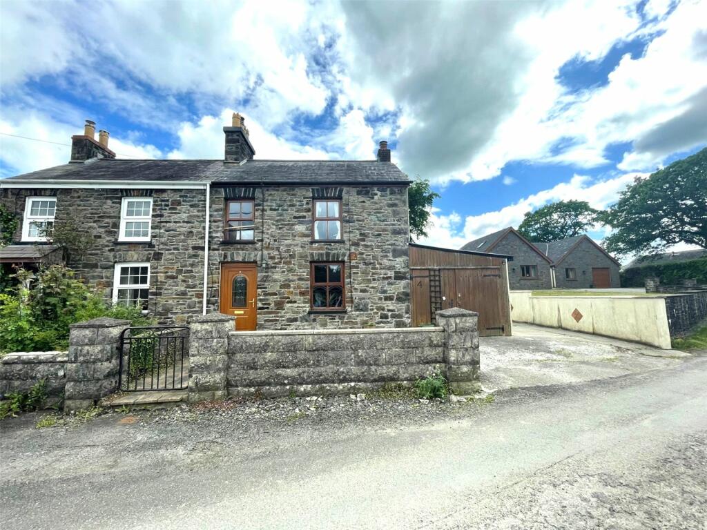 3 bedroom end of terrace house for sale in Trevaughan, Whitland