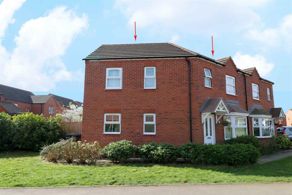 3 bedroom semidetached house for sale in Great Field Drive, Chase Meadow, Warwick, CV34