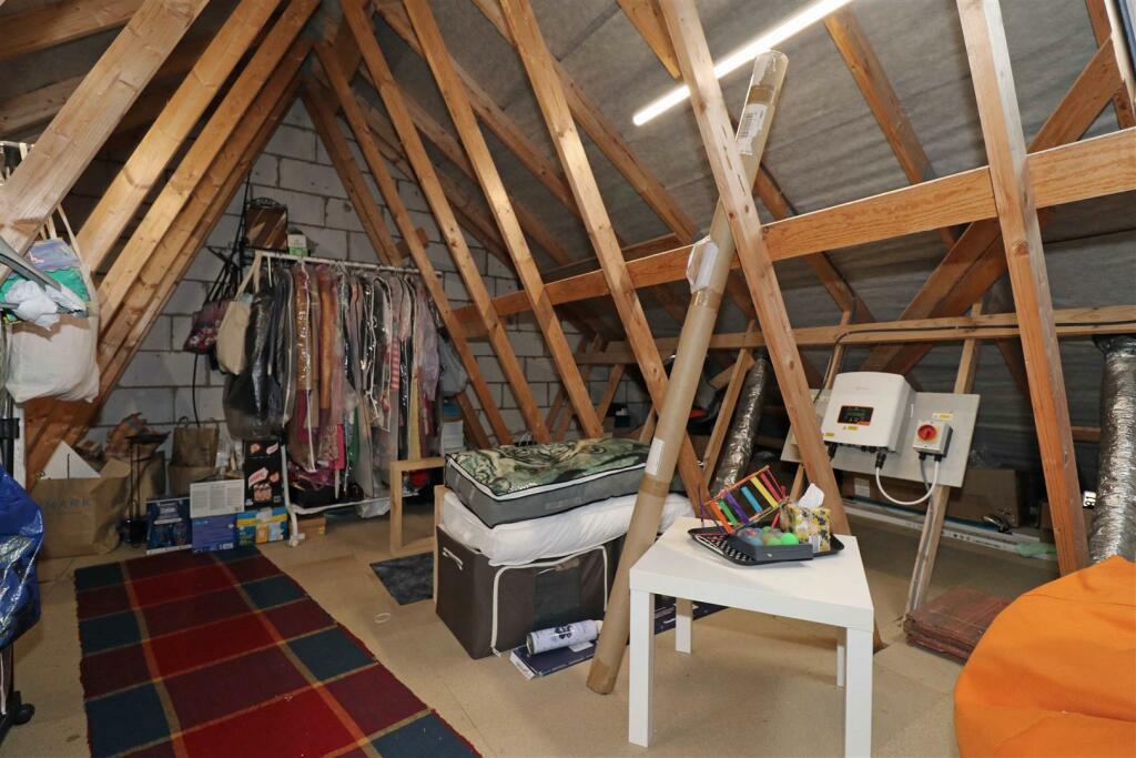Additional property image - Conrad Lewis Way, Warwick