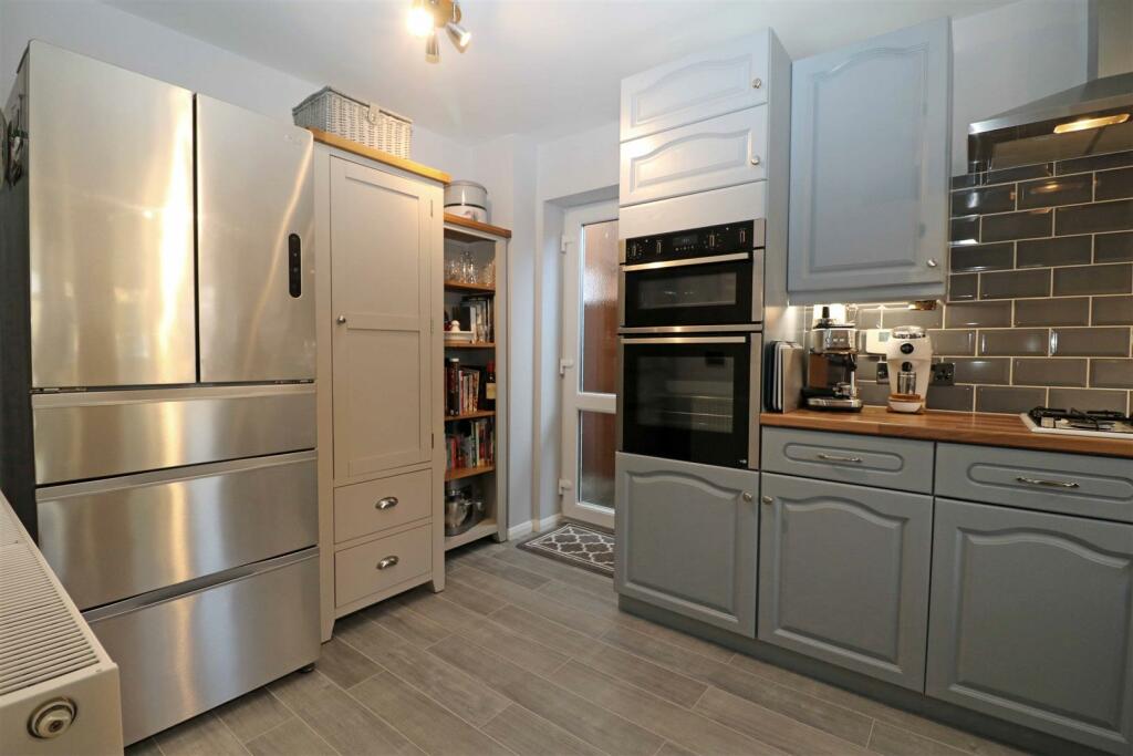Additional property image - Townesend Close, Woodloes Park Warwick
