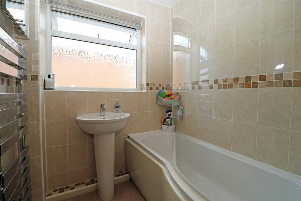 Additional property image - Townesend Close, Woodloes Park Warwick