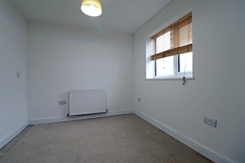 Additional property image - Woodloes Park, Warwick