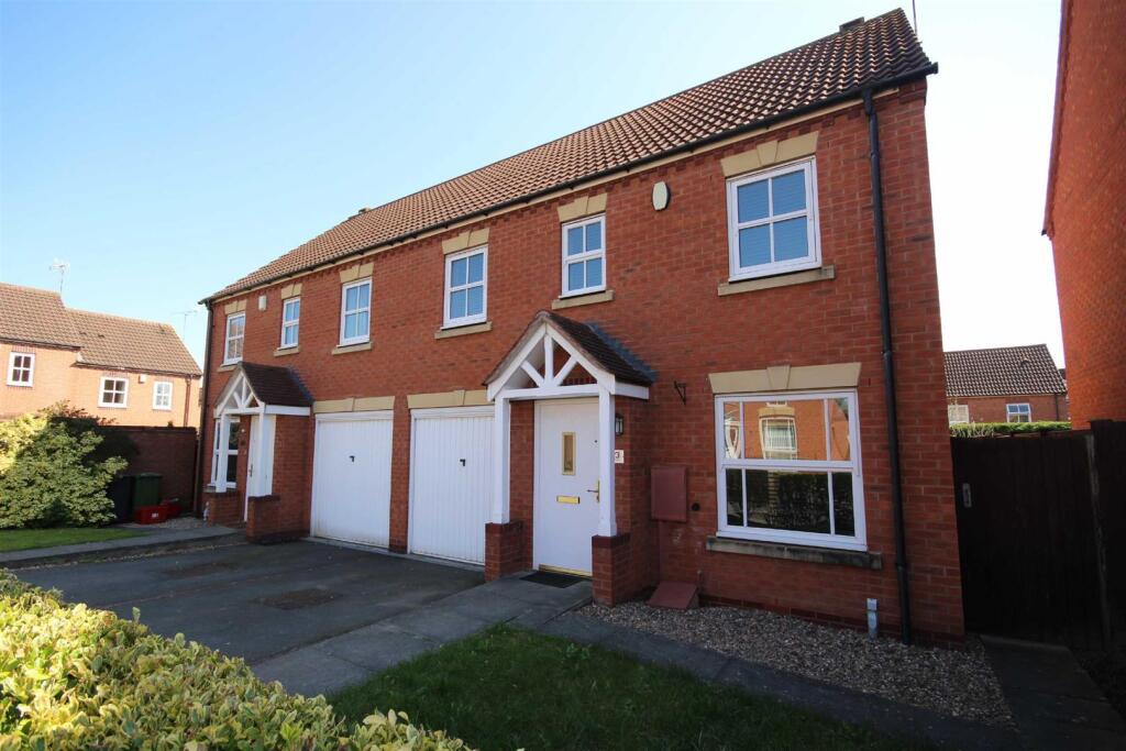 Main image of property: Dey Croft, Chase Meadow, Warwick