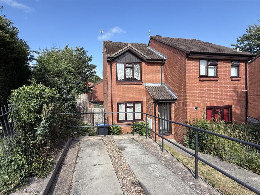 Main image of property: All Saints Road, Warwick